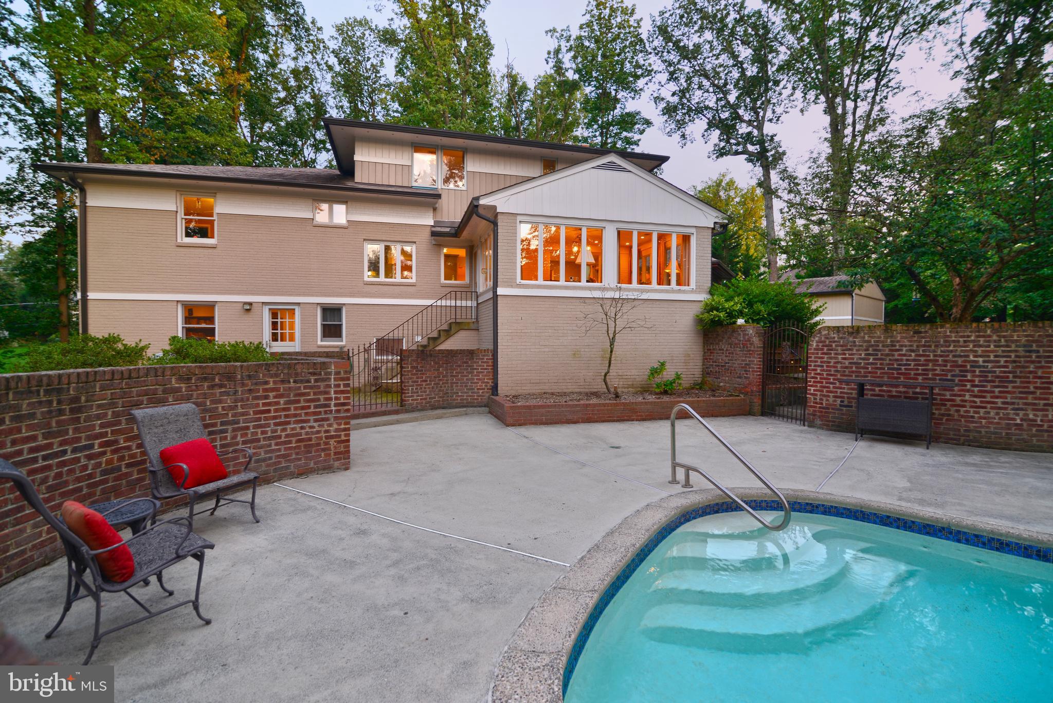 9600 Clarks Crossing Road Vienna, VA 22182 - Photo 50 of 79 Enjoy this pool all summer!