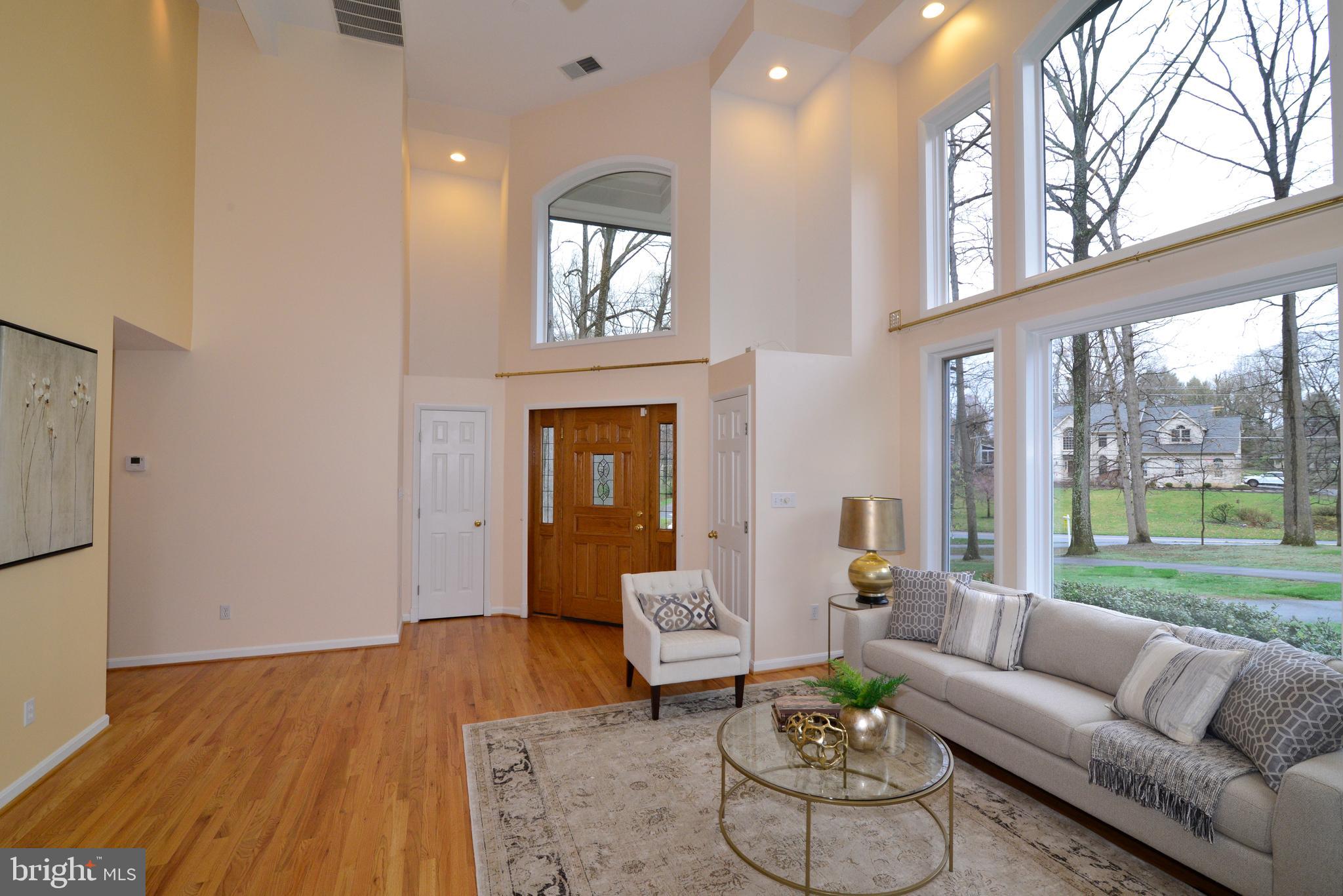9600 Clarks Crossing Road Vienna, VA 22182 - Photo 7 of 79