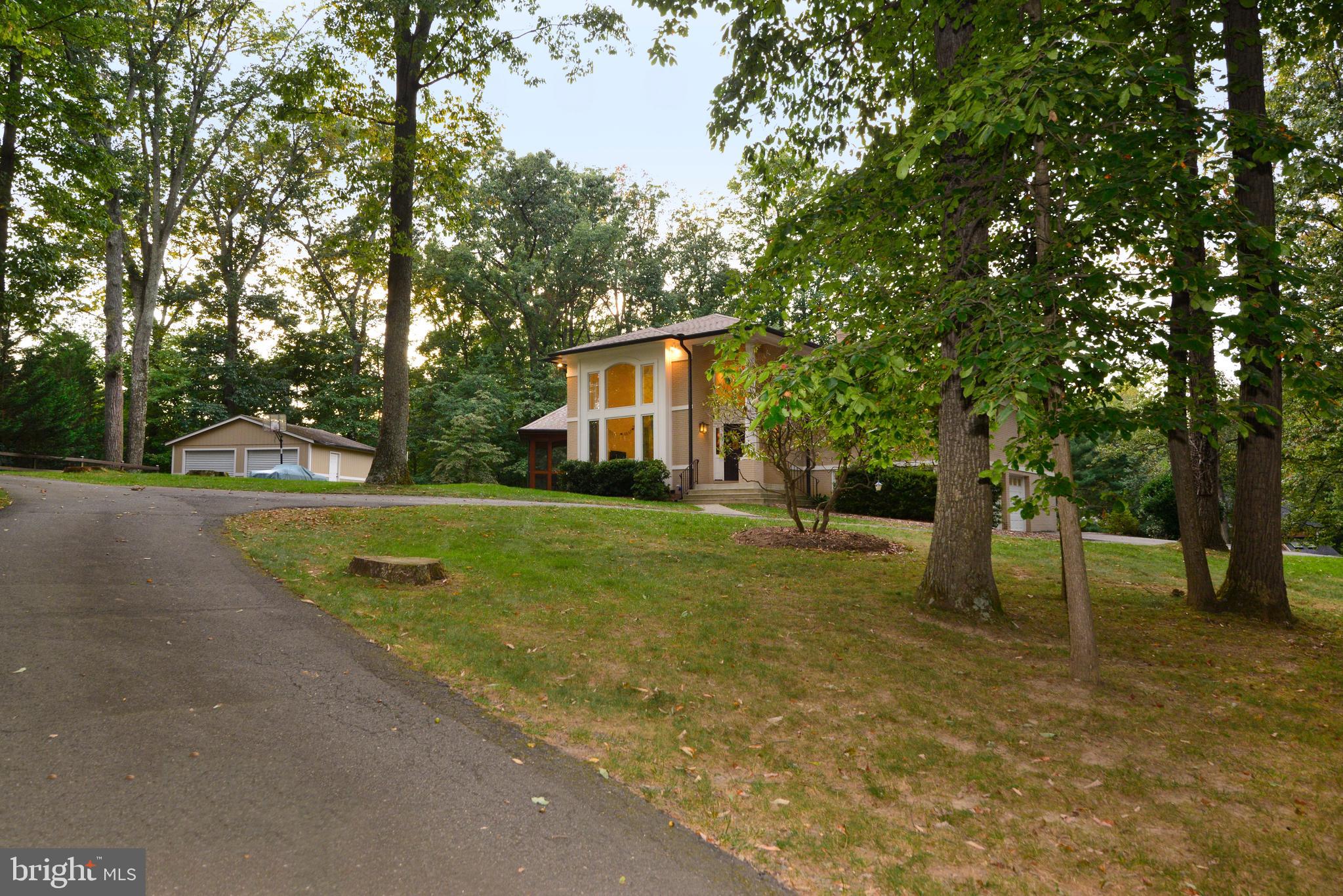 9600 Clarks Crossing Road Vienna, VA 22182 - Photo 74 of 79