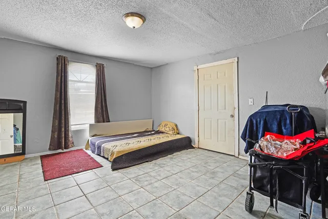 $129,888 | 174 Lake Candelwood Court, El Paso, TX 79928