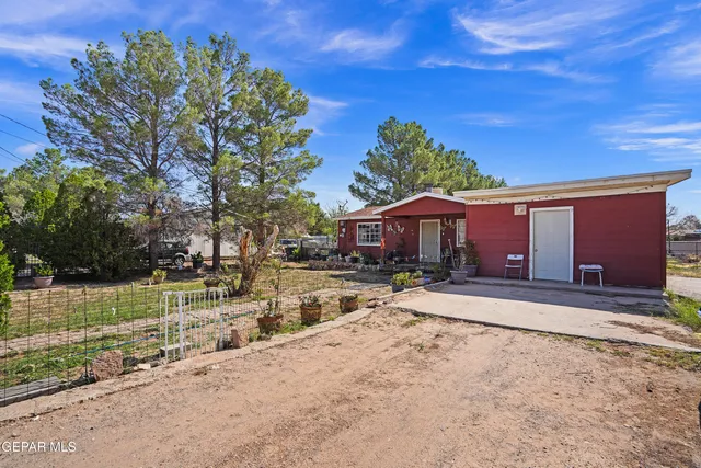 $129,888 | 174 Lake Candelwood Court, El Paso, TX 79928