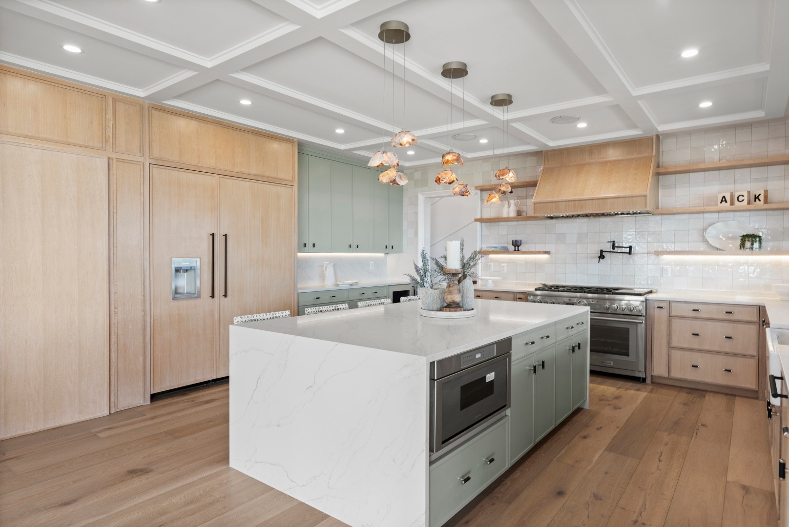 14 Madequecham Valley Road Nantucket, MA 02554 - Photo 11 of 44 Gallery Image 11