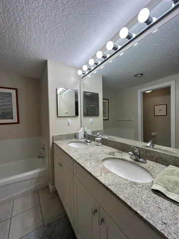 $3,800 | 60 Surfview Drive, Palm Coast, FL 32137