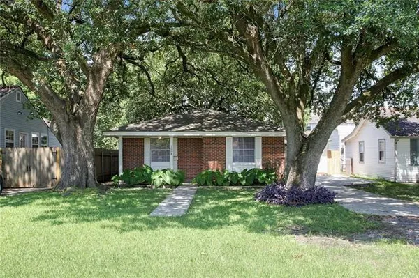 $1,850 | 1004 Severn Avenue, Metairie, LA 70001