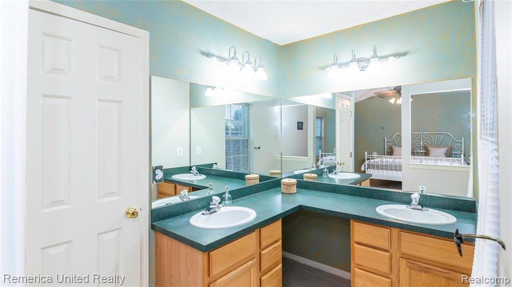 1922 Hawks Nest Court, Unit 58 Canton, MI 48188 - Photo 31 of 55
