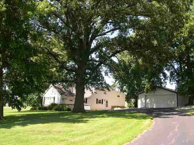 1350 Mt Zion Road Eureka, IL 61530 - Photo 2 of 9 Gallery Image 2