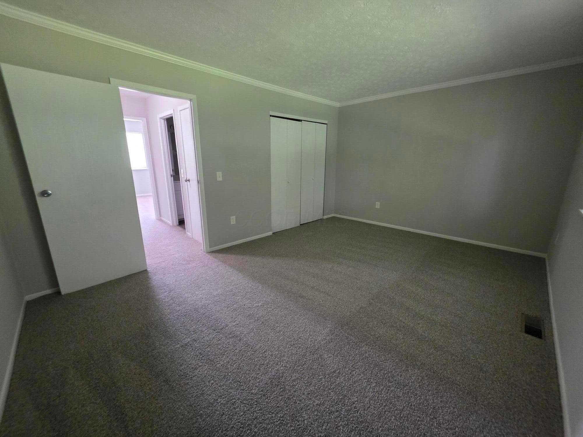 942 South Spring Road Westerville, OH 43081 - Photo 19 of 22