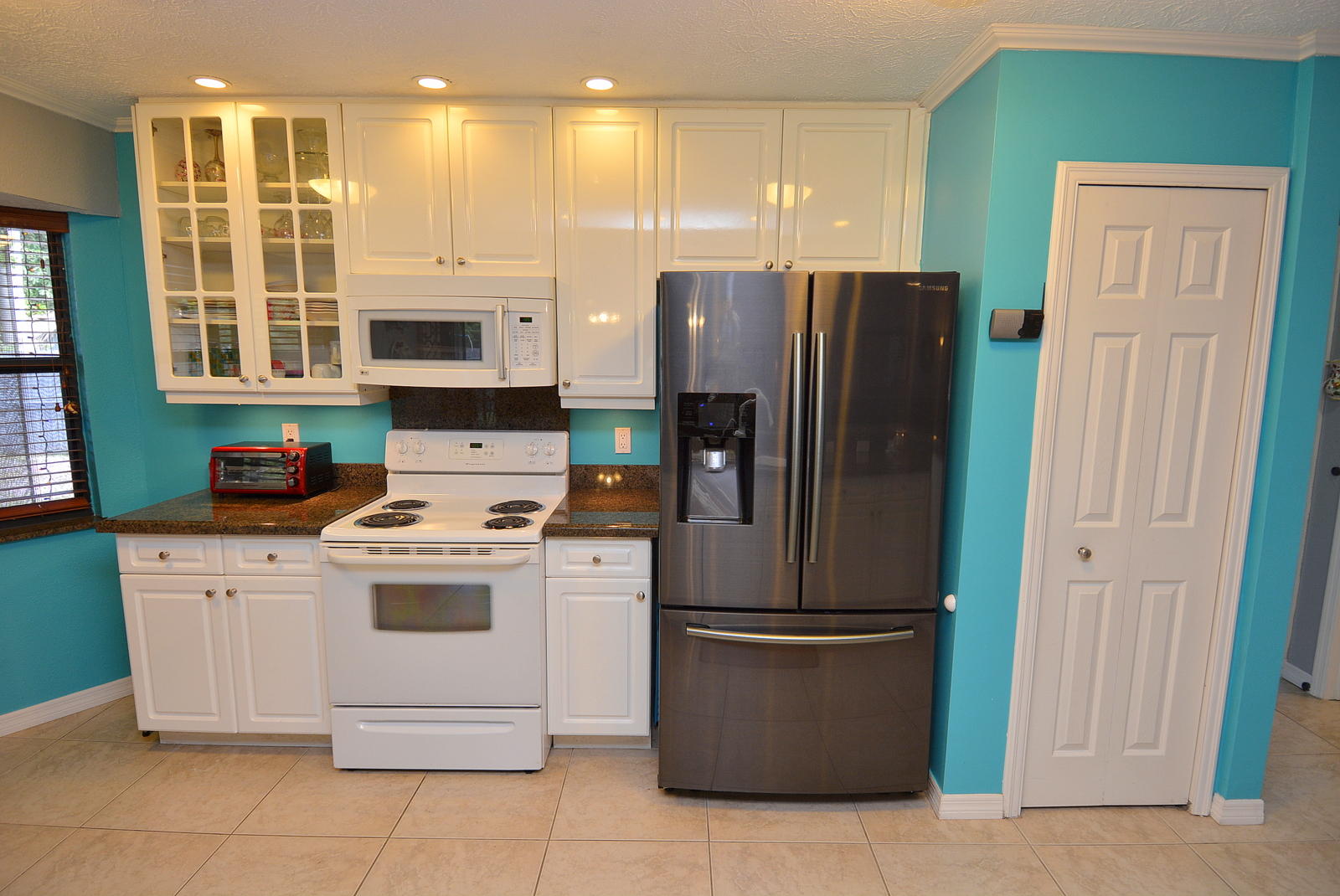 707 Southwest Bond Road Port St. Lucie, FL 34953 - Photo 11 of 25 Kitchen