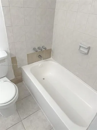 $3,350 | 4415 West 10th Lane, Unit 14, Hialeah, FL 33012