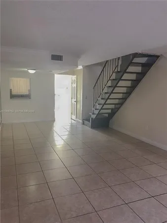 $3,350 | 4415 West 10th Lane, Unit 14, Hialeah, FL 33012