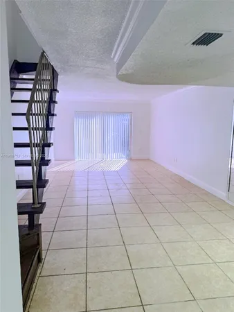 $3,350 | 4415 West 10th Lane, Unit 14, Hialeah, FL 33012