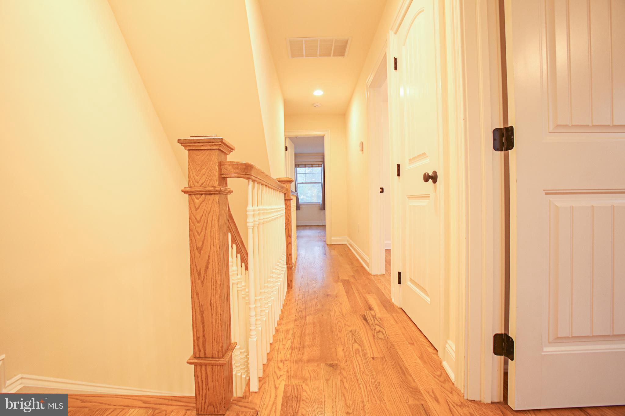 16 Harris Road Princeton, NJ 08540 - Photo 20 of 30 Hallway on 2nd floor