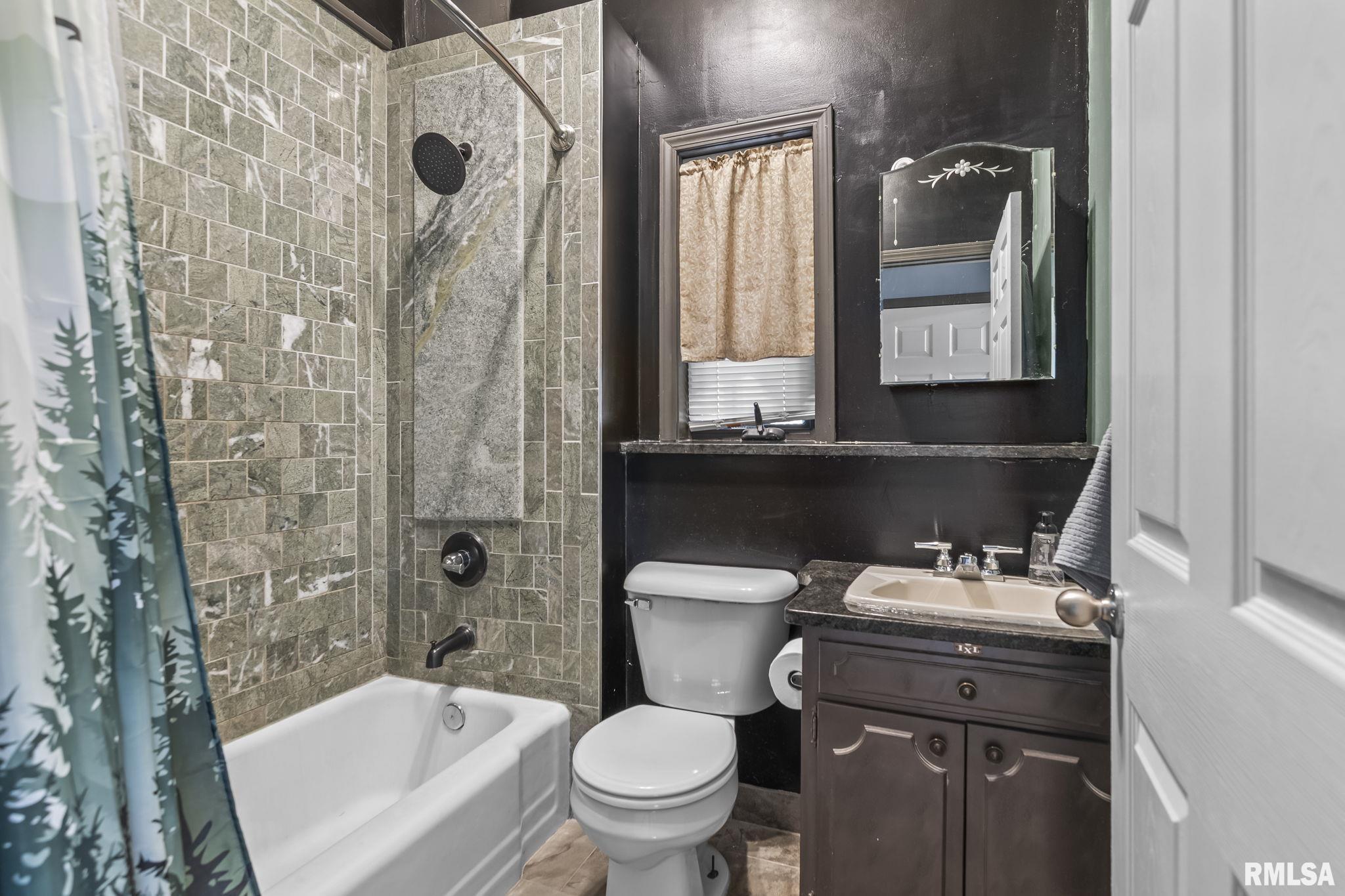 1621 North 8th Street Springfield, IL 62702 - Photo 16 of 33