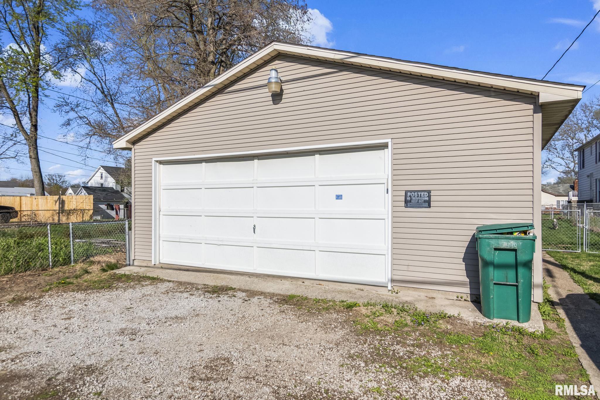 1621 North 8th Street Springfield, IL 62702 - Photo 26 of 33