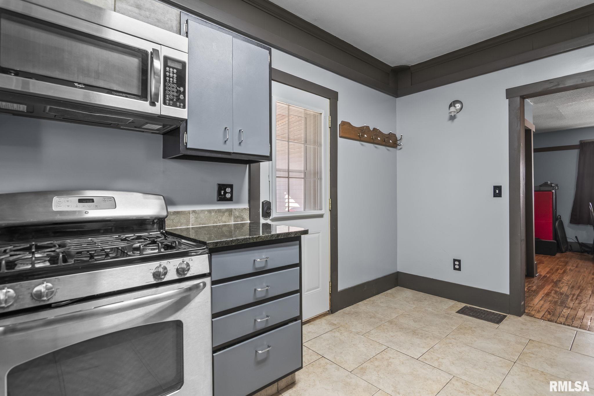 1621 North 8th Street Springfield, IL 62702 - Photo 27 of 33