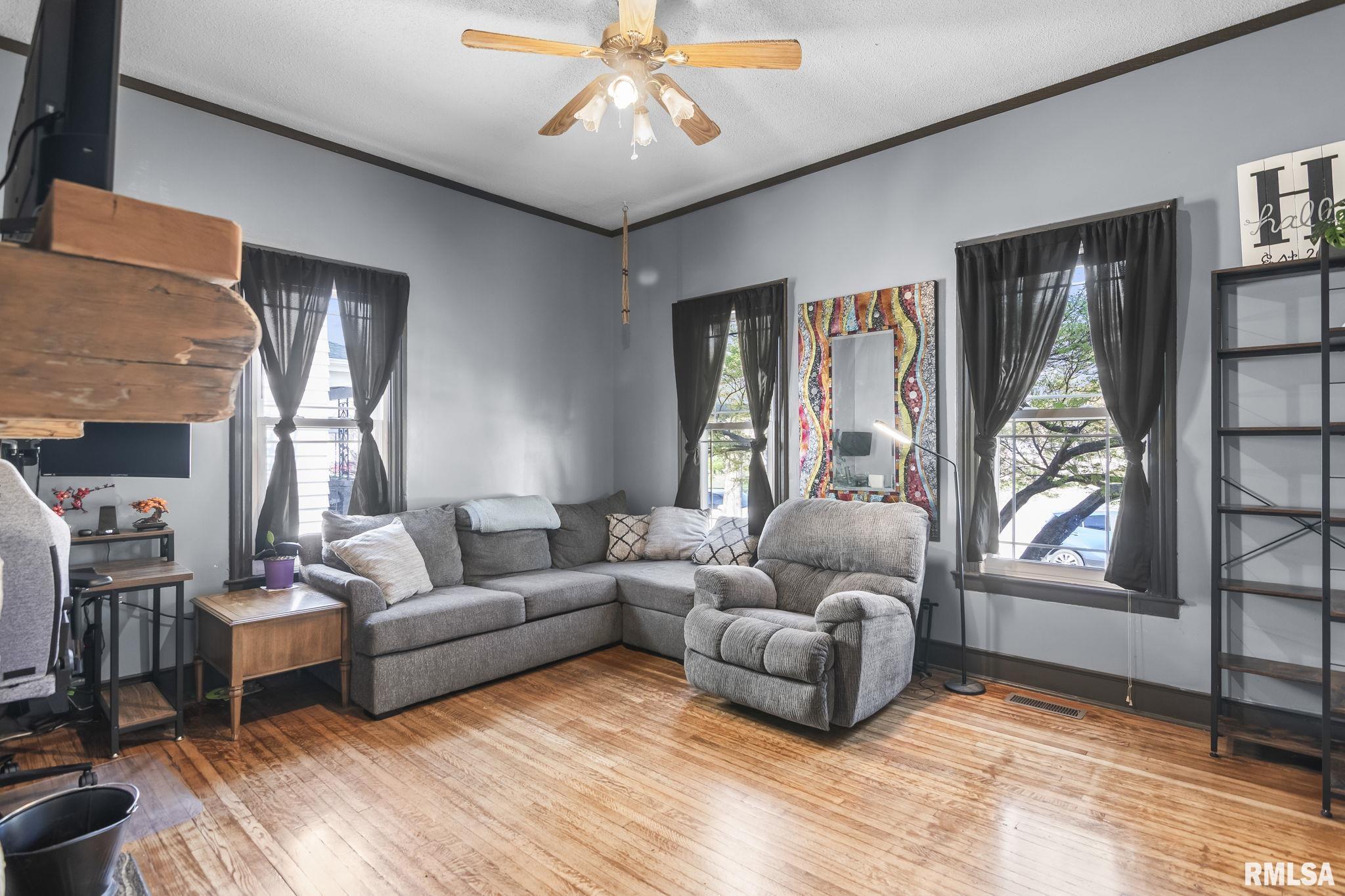 1621 North 8th Street Springfield, IL 62702 - Photo 6 of 33