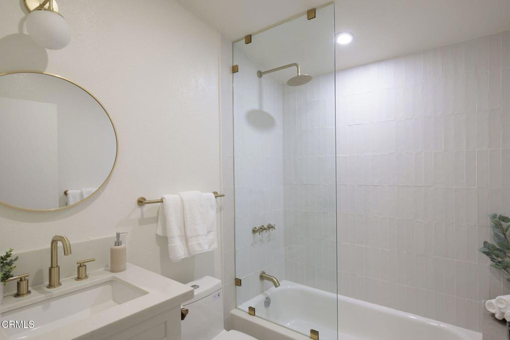 950 North Summit Avenue Pasadena, CA 91103 - Photo 21 of 25 30-web-or-mls-950 N Summit Ave by Pierre