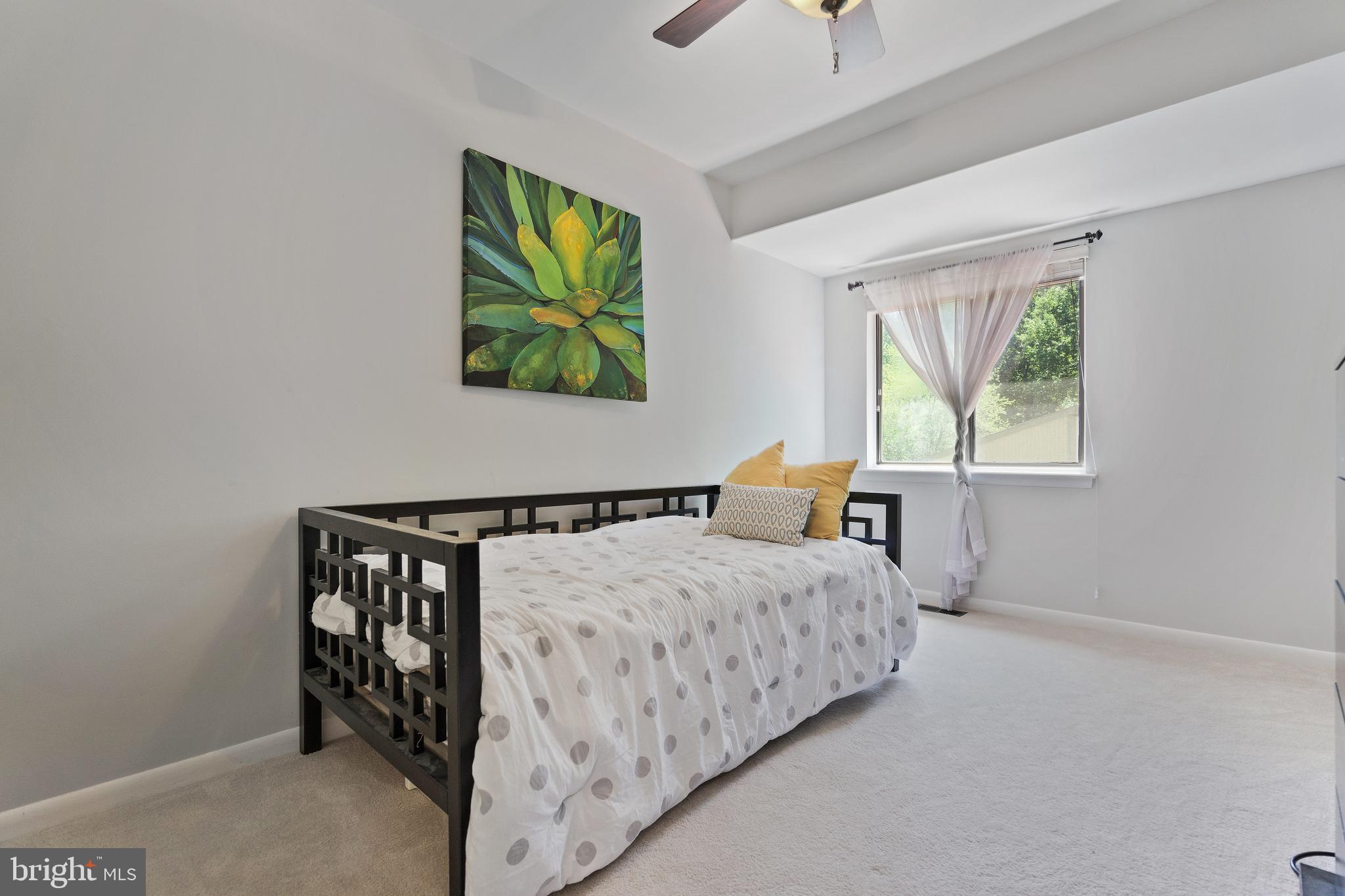 2343 Millennium Lane Reston, VA 20191 - Photo 19 of 35 Bedroom 2 with new carpet