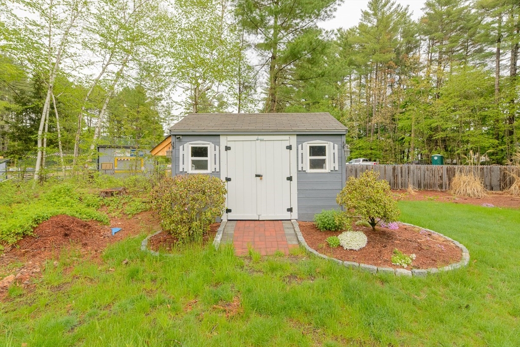 17 New Fitchburg Road Townsend, MA 01474 - Photo 35 of 42