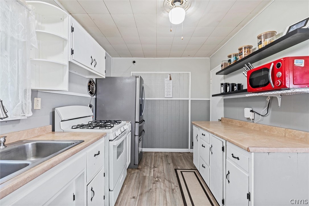 322 Sayles Street Oneida, NY 13421 - Photo 7 of 25 Kitchen