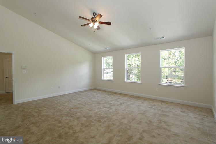 6407 Northam Road Temple Hills, MD 20748 - Photo 20 of 24 Bath (Master)