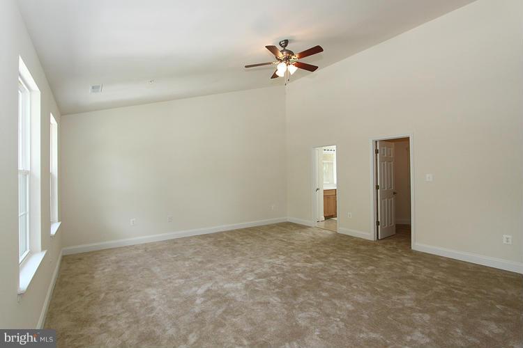 6407 Northam Road Temple Hills, MD 20748 - Photo 21 of 24 Bedroom (Master)