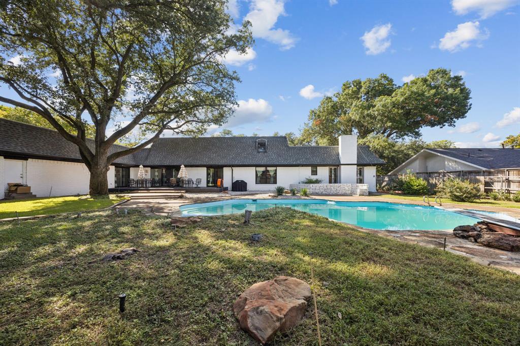 11212 Inwood Road Dallas, TX 75229 - Photo 3 of 36