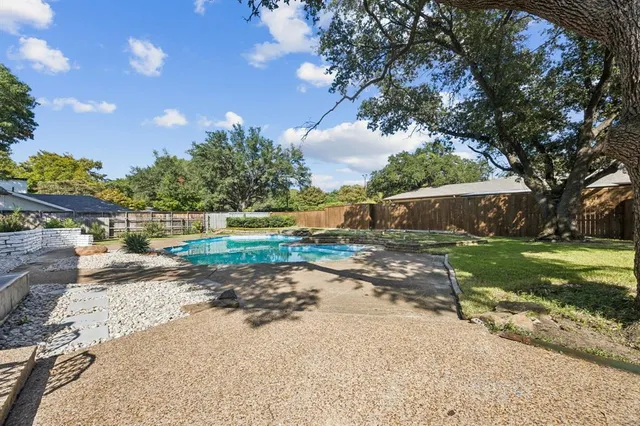 $1,900,000 | 11212 Inwood Road, Dallas, TX 75229