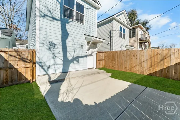 $2,200 | 1203 East Bolton Street, Savannah, GA 31404