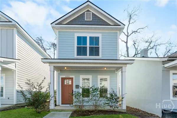 $2,200 | 1203 East Bolton Street, Savannah, GA 31404