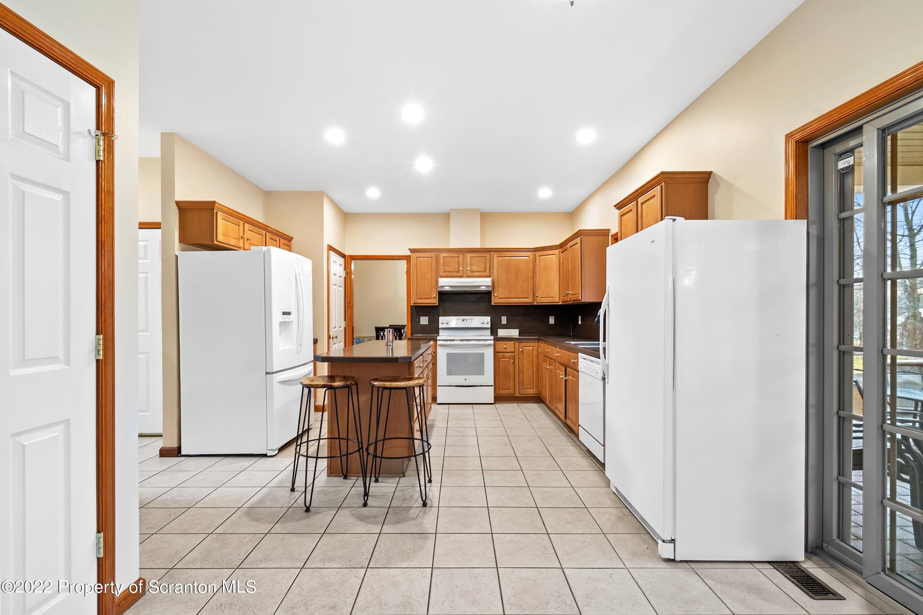 824 Saddle Loop Road Clarks Summit, PA 18411 - Photo 10 of 51 Gallery Image 10