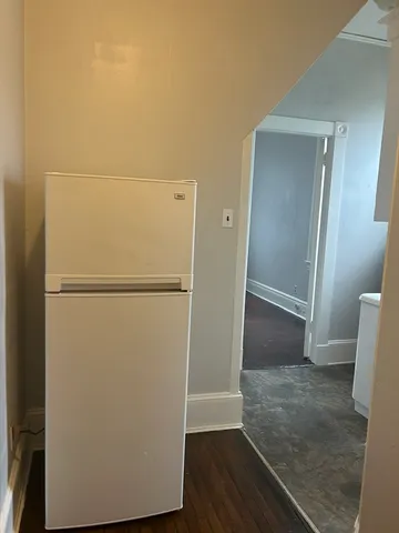 $1,050 | 542 County Street, Unit 8, New Bedford, MA 02740