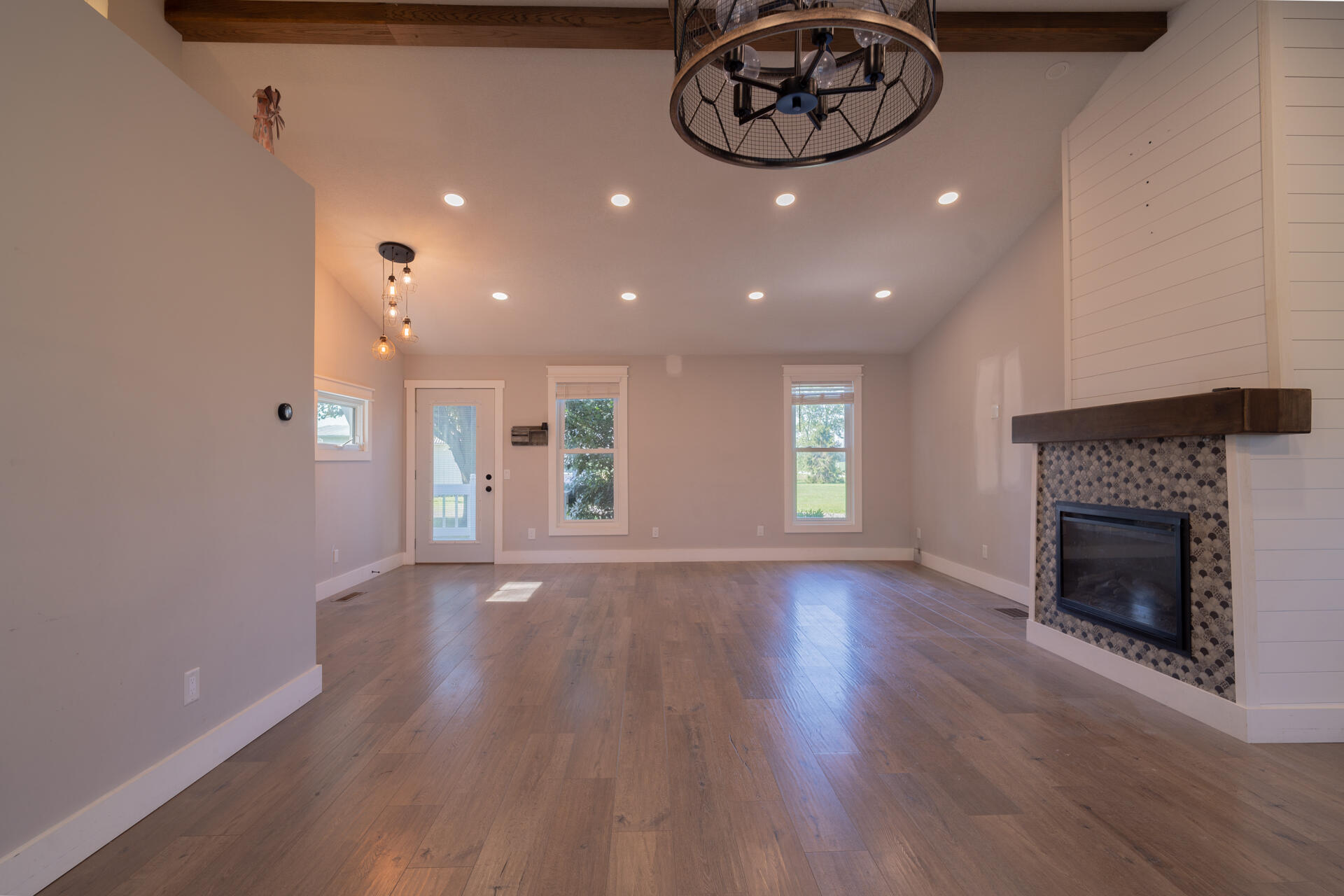 15118 Waynesfield Road Waynesfield, OH 45896 - Photo 5 of 22