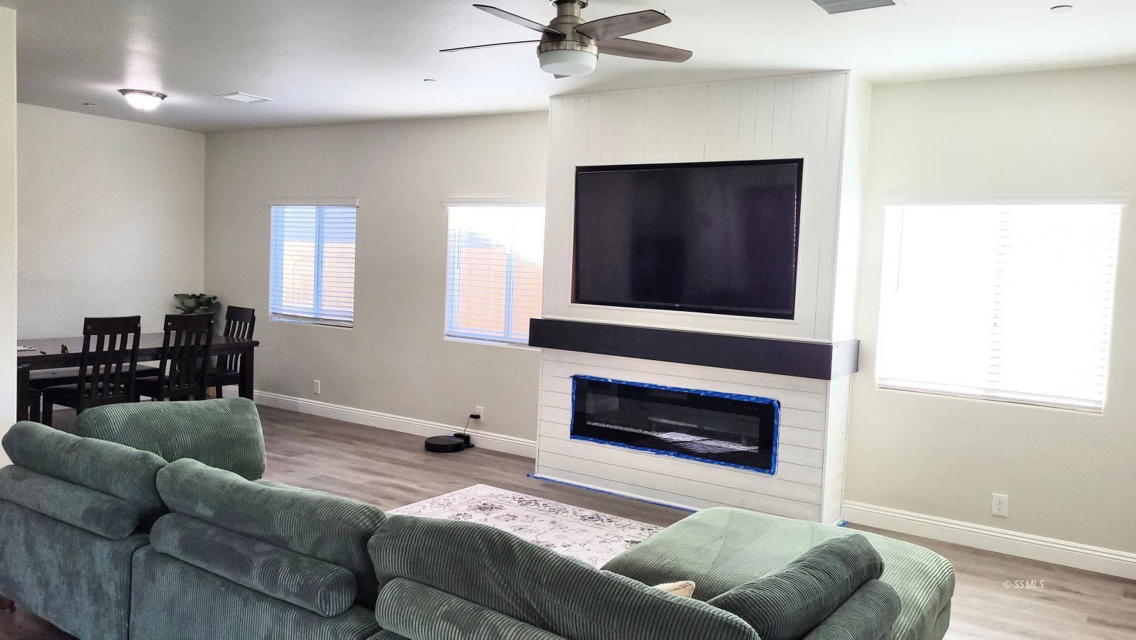 805 Paradise Drive Ridgecrest, CA 93555 - Photo 11 of 28 Gallery Image 11