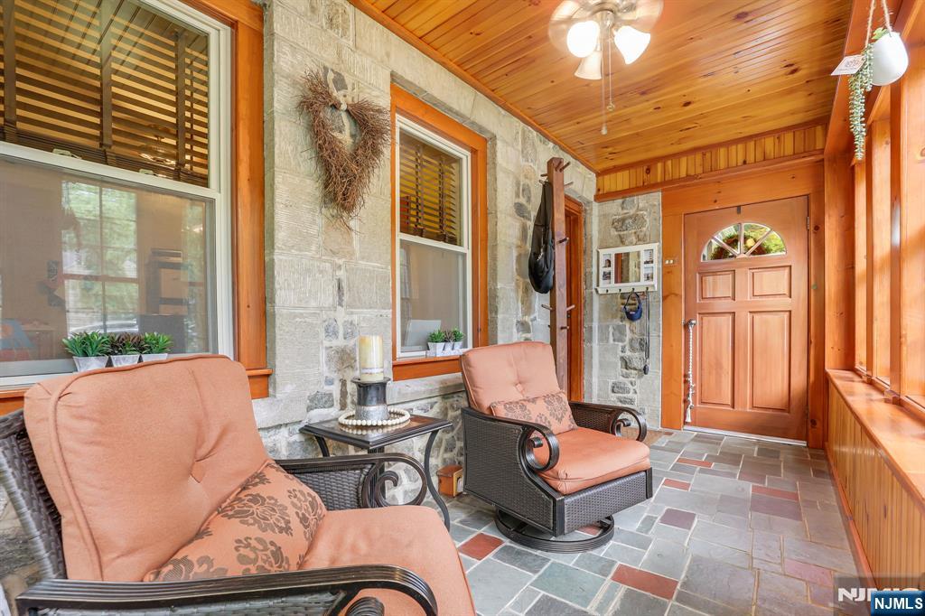 26 Maple Road Ringwood, NJ 07456 - Photo 5 of 36