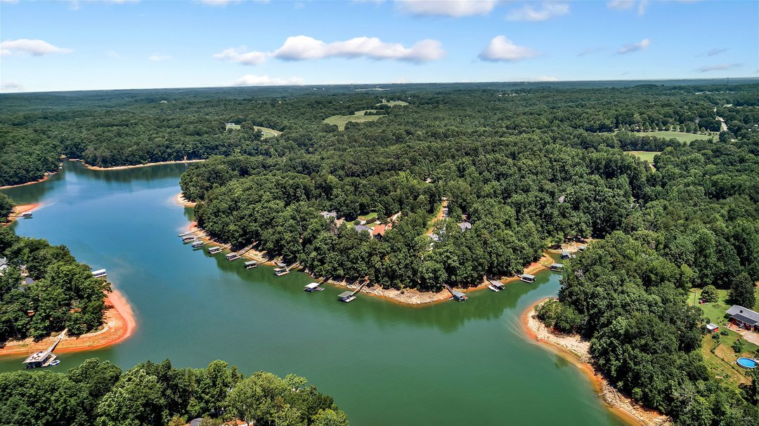 0 Coves End Point, Unit LOT 7 Seneca, SC 29678 - Photo 8 of 8