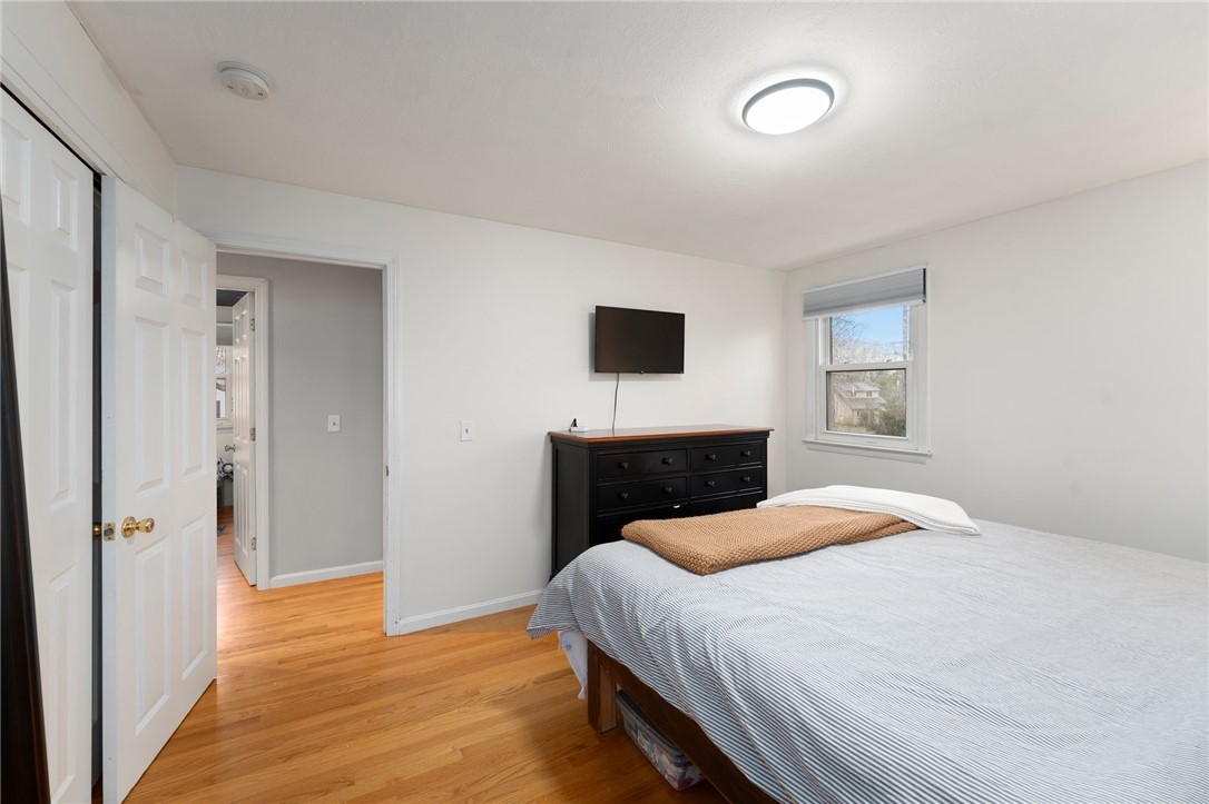 236 Read Avenue Coventry, RI 02816 - Photo 16 of 26