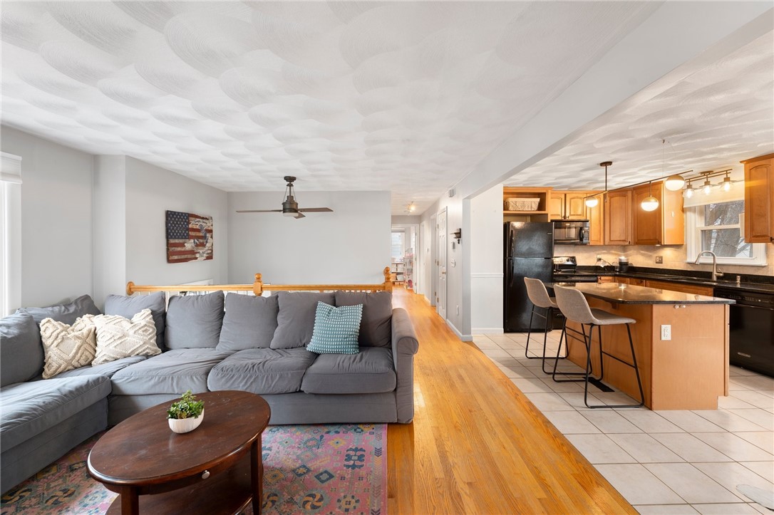 236 Read Avenue Coventry, RI 02816 - Photo 9 of 26