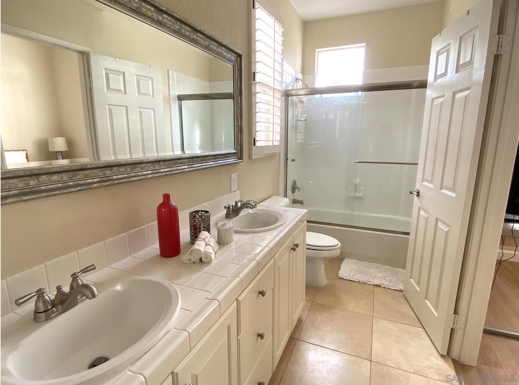 4849 Riding Ridge Road San Diego, CA 92130 - Photo 11 of 15