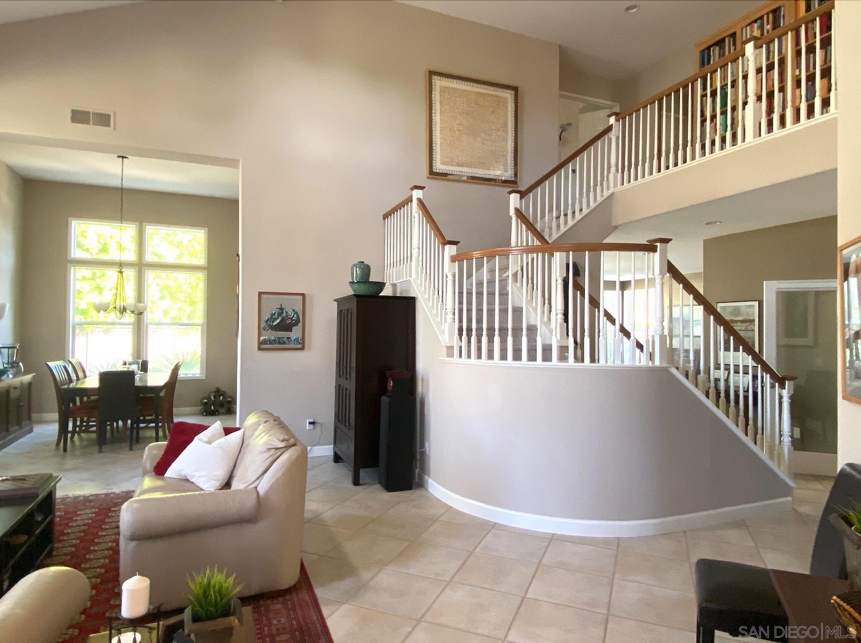 4849 Riding Ridge Road San Diego, CA 92130 - Photo 4 of 15