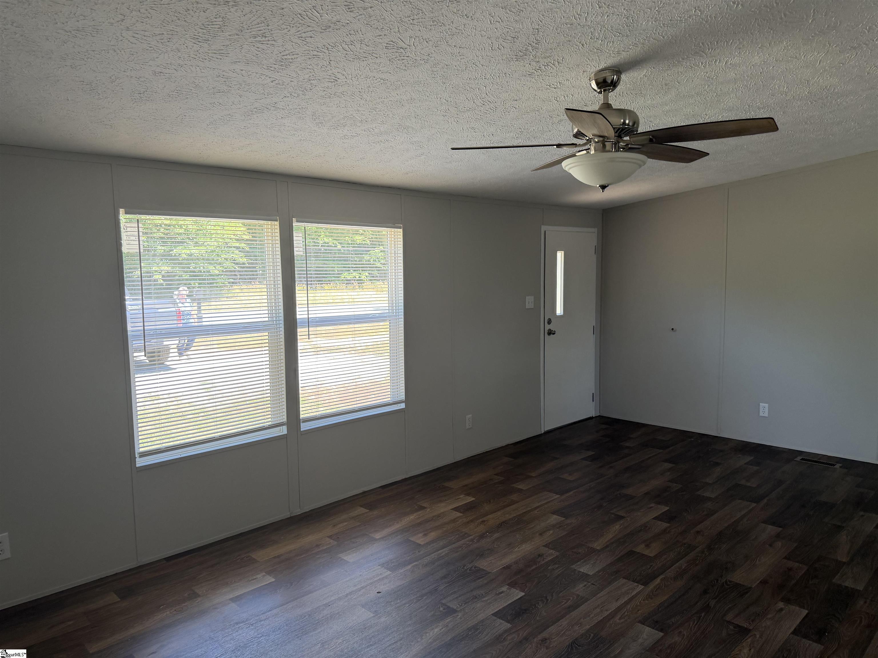 281 Old Petrie Road Spartanburg, SC 29302 - Photo 9 of 16