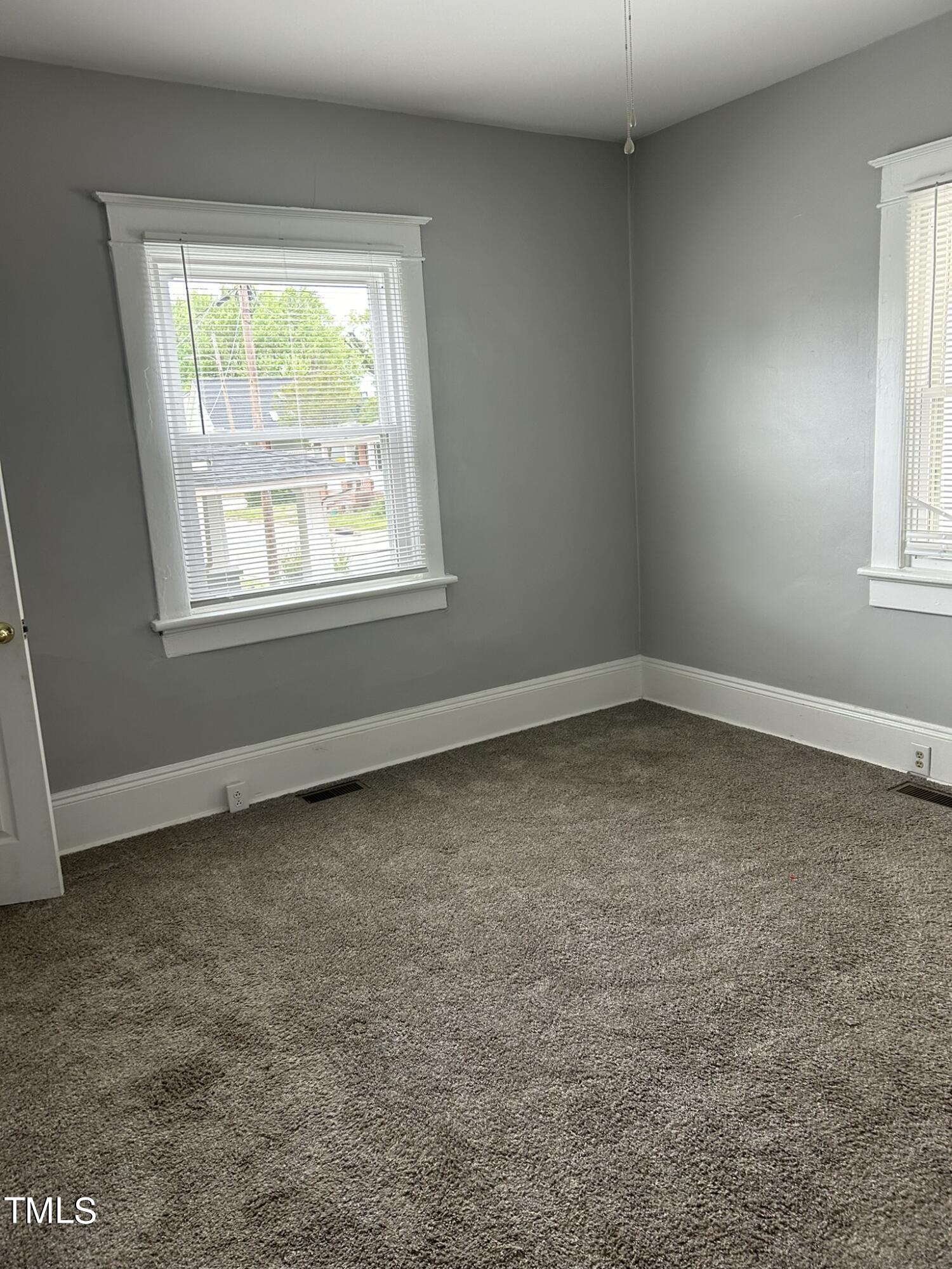 1410 East Jones Street Raleigh, NC 27610 - Photo 9 of 14 IMG_3323