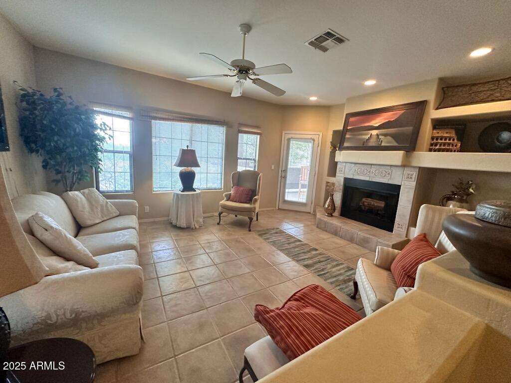 17237 East Grande Boulevard, Unit 205 Fountain Hills, AZ 85268 - Photo 3 of 25 Living Room area