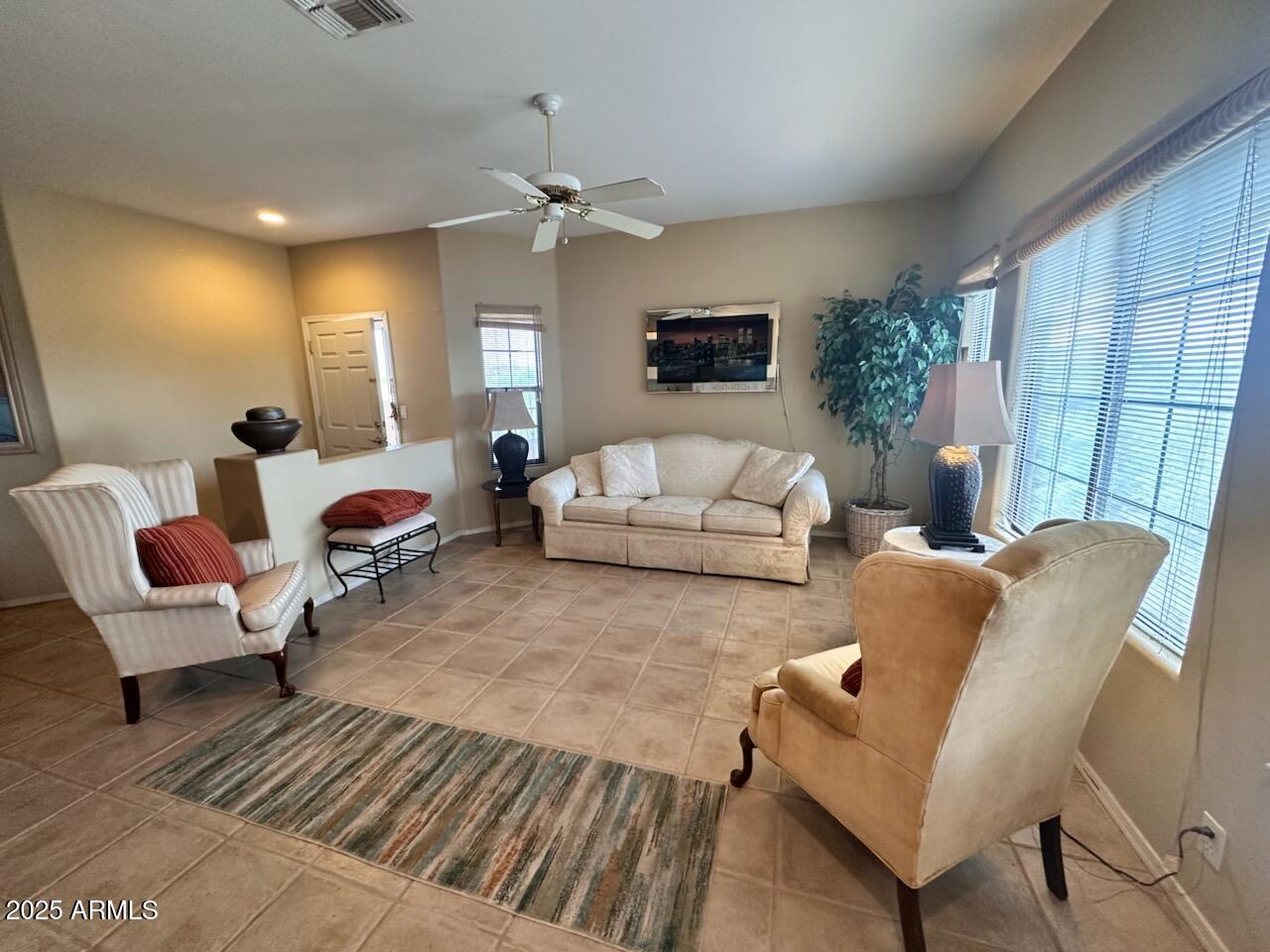 17237 East Grande Boulevard, Unit 205 Fountain Hills, AZ 85268 - Photo 5 of 25 Living Room to entry