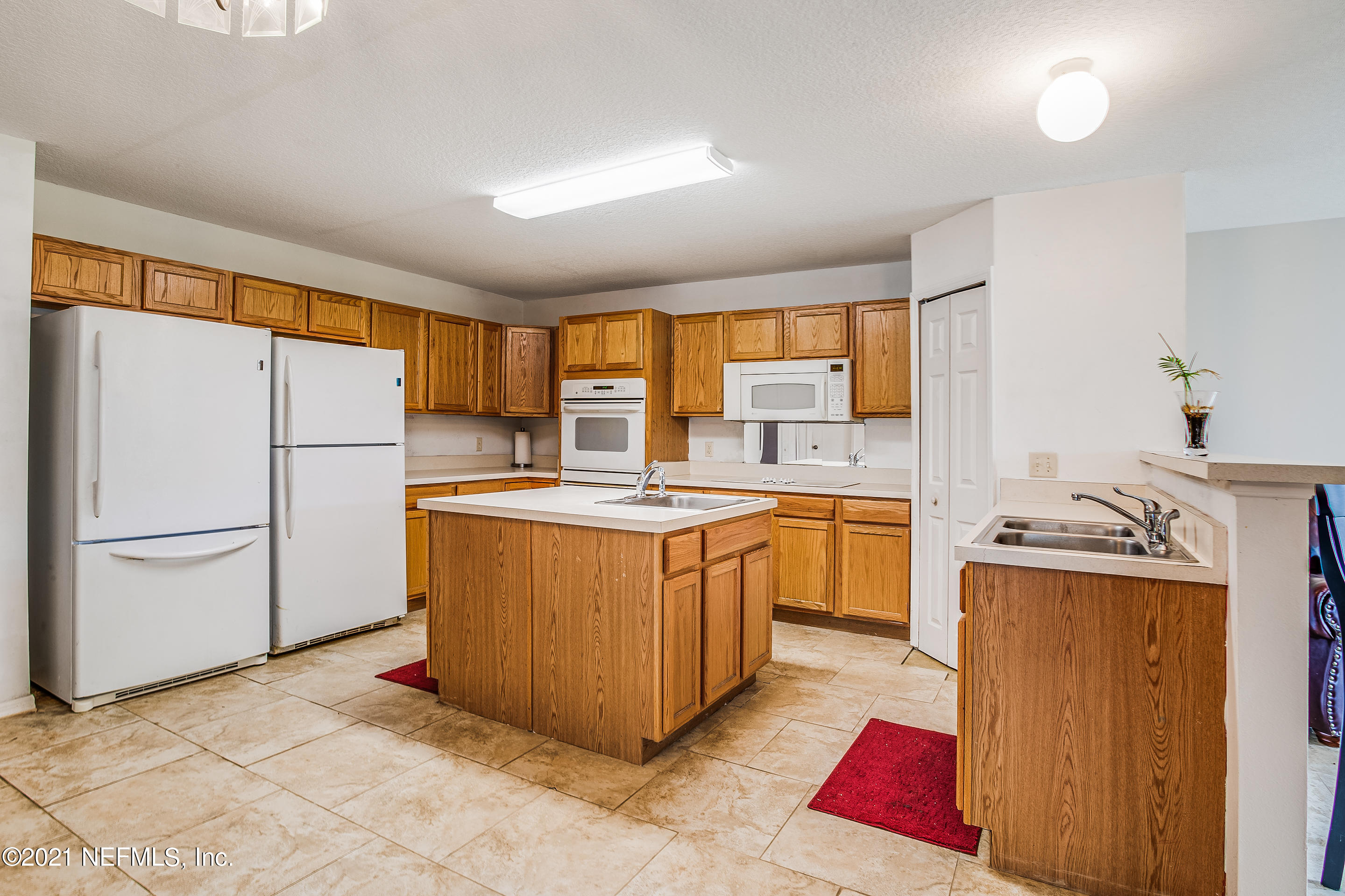 76352 Longleaf Loop Yulee, FL 32097 - Photo 8 of 47 ZJP - LLL -10