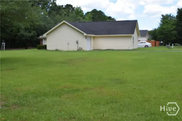 $1,950 | 102 Trellis Way, Savannah, GA 31419