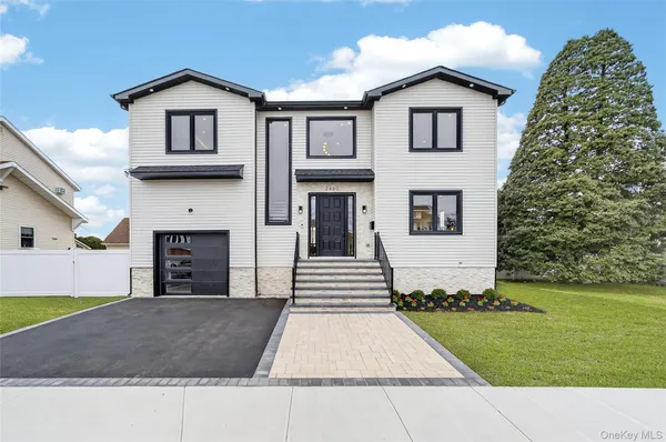 $1,500,000 | 2460 Centre Avenue, Bellmore, NY 11710