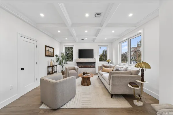 $1,500,000 | 2460 Centre Avenue, Bellmore, NY 11710