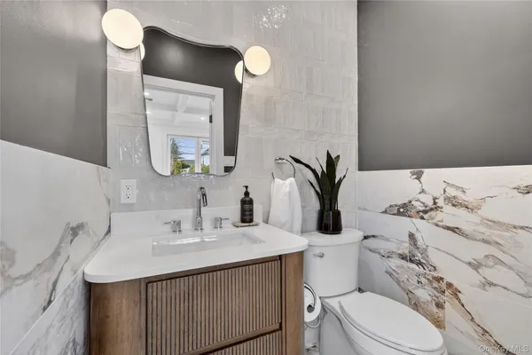 $1,500,000 | 2460 Centre Avenue, Bellmore, NY 11710