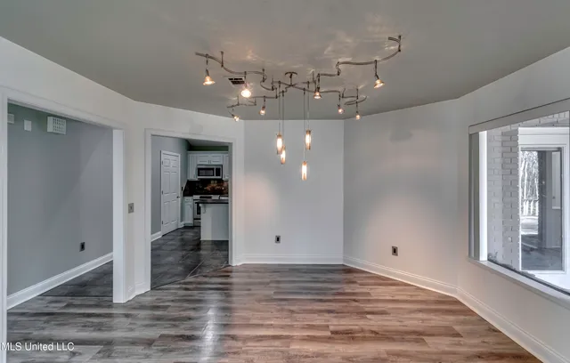 $399,900 | 110 Meadowview Drive, Brandon, MS 39047